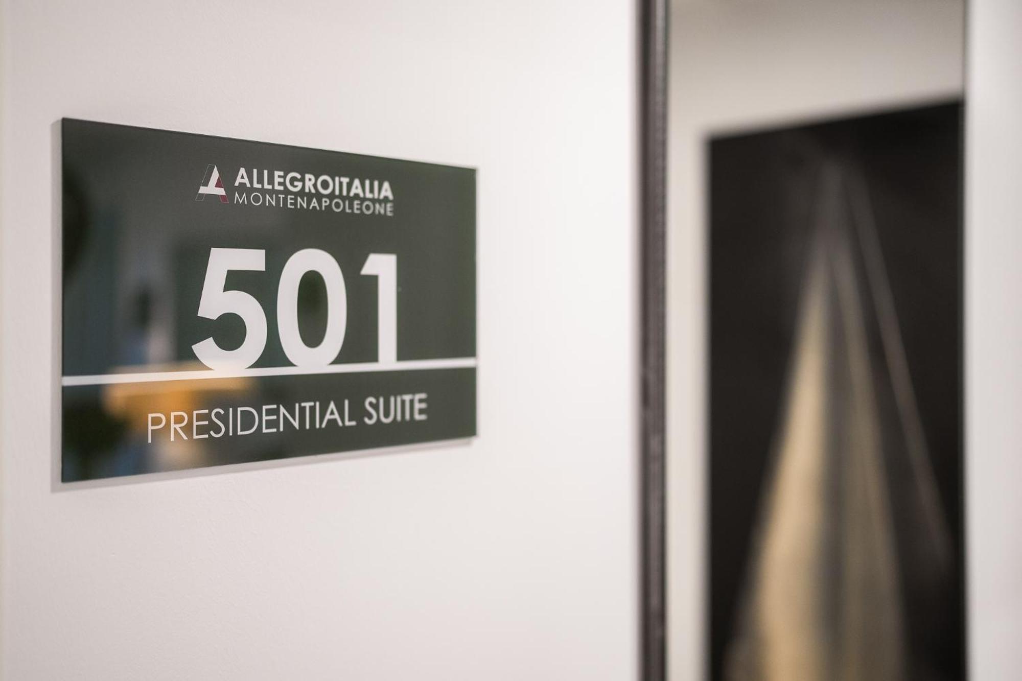 Allegroitalia Penthouse Montenapoleone Milano Exteriör bild